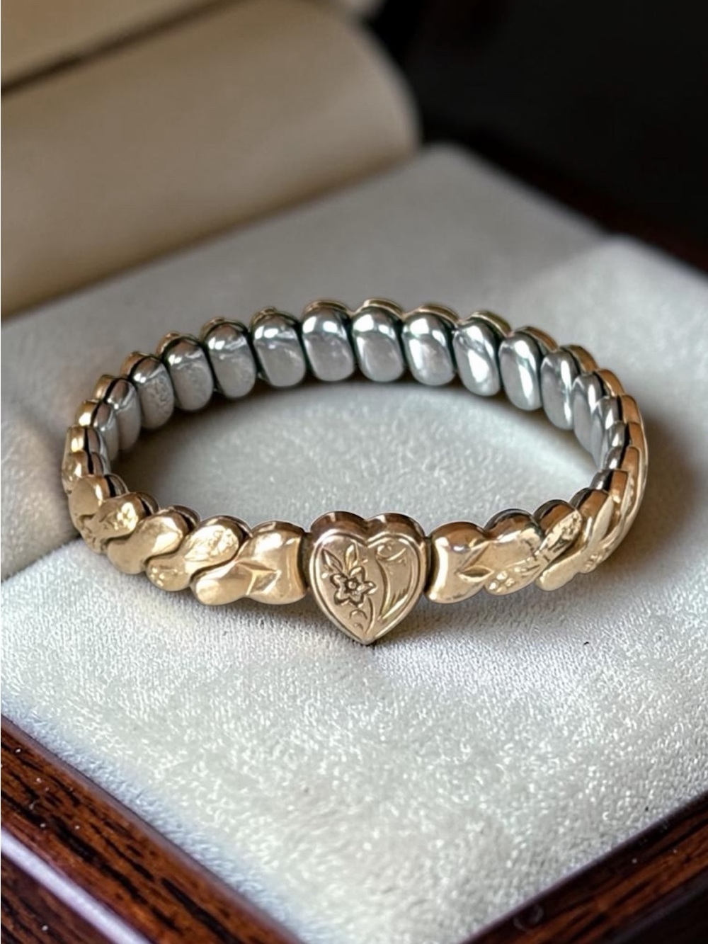 WWII Sweetheart Gold Filled Expansion Bracelet – Foster 12K GF, Petite Fit 4-5” - Picture 1 of 16